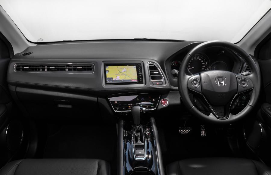 Торпедо Honda HR-V VTi-LX 2018 года  (AU) (фото 17 из 25)